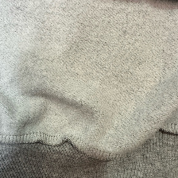 Warner Bros. Bugs Bunny & Friends Celebrating Every Story Fleece Sweatshirt. 3XL - Picture 8 of 14